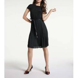 Klasyczna plisowana sukienka damska z paskiem HEINE, czarny, stylizacja