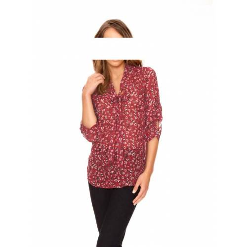 Bluzka damska z printem wiązana przy szyi LINEA TESINI, czerwony stylizacja